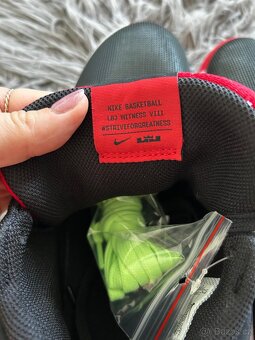 Nike 46 AIR - 4