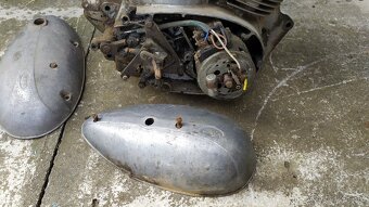 Jawa motor 250 / 353 půlbuben pérák - 4