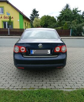 Wolkswagen Jetta 1.6 75 kW rv 2006 - 4
