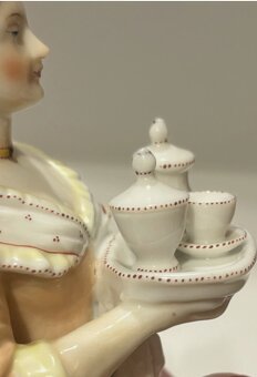 Porcelánová socha - 4