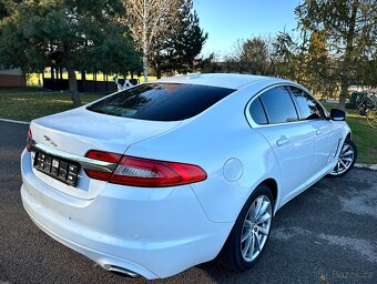 Jaguar XF 2.2d ID4 140kw 190ps • Automatic F1 • Luxury • - 4