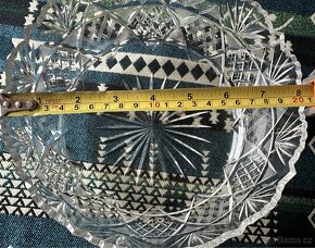 Moc pěkná velká broušená mísa top stav - 4