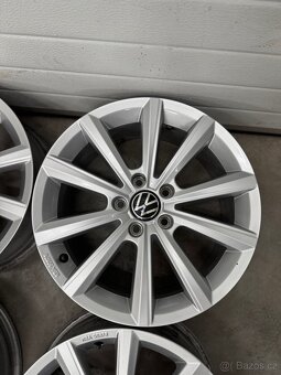 ORIGINÁLNÍ ALU SADA VW PASSAT R17 - 4