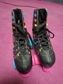 Kolečkové brusle - 4