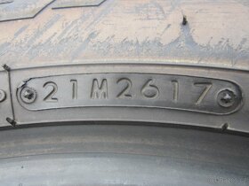 TOYO T1 Sport 225/55R17 - 4
