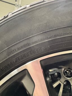 Toyota Land Cruiser 150 alu r19 - 4
