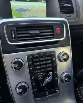 Volvo V60 D3 2.0 Automat - 4