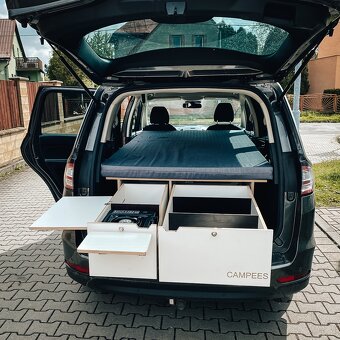 Kempovací obytná vestavba, camping CAMPEES box I - 4
