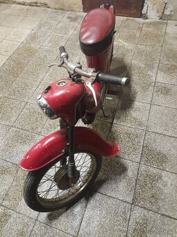 Jawa 555 - 4