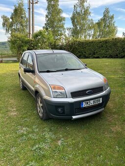 Ford Fusion 1,6 - 4