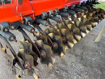 Kuhn Fastliner 3000 - 4