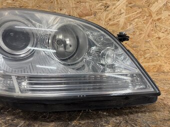 PRAVÉ PŘEDNÍ HALOGENOVÉ SVĚTLO MERCEDES W164 2005-2011 - 4