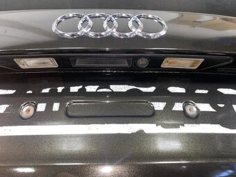 Páté dveře černá metalíza LZ9Y Audi A8 D4 4H sedan r.v. 2011 - 4