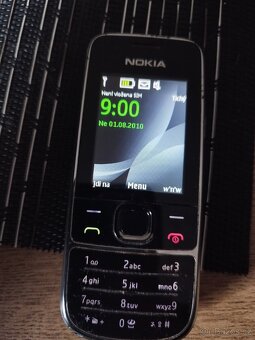 Prodám telefon Nokia 2700c - 4