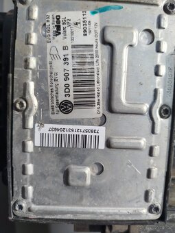 Xenony Passat B6 - 4