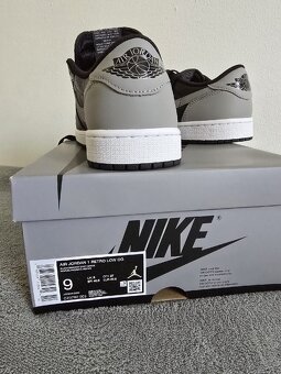 Air Jordan 1 Retro Low OG 42.5 - 4