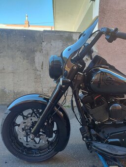 HARLEY DAVIDSON ROAD KING FLHR CUSTOM SPECIAL - 4