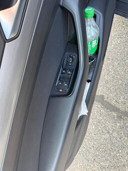 Volkswagen passat b8 2015 roku 2L diesel najeto 455,000 km - 4