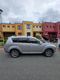 Citroen c-crosser 2.2 HDI - 4