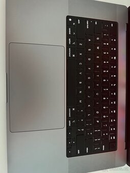 Apple MacBook Pro 16" 2021 (A2485) - 4