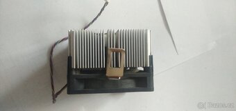 Chladič i s ventilátorem AMD - 4