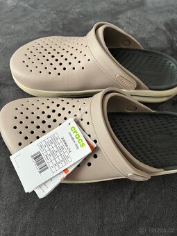 Pantofle CROCS - 4