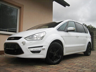 Ford S-MAX 2.0 TITANIUM XENONY LED NAVI PANORAMA Servis FORD - 4
