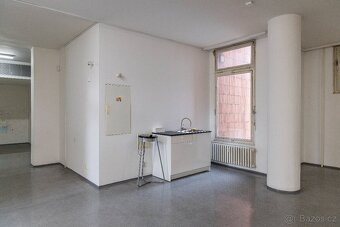 Pronájem nebytových prostor ve Zlíně - 4