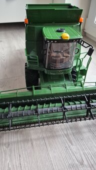 Bruder kombajn a traktor s vlečkou - 4