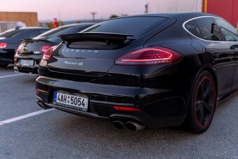 Porsche Panamera 420PS, Sportovní Volant - 4