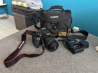 Canon EOS 1200D + objektiv Canon EF-S 18-55mm - 4