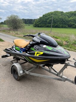 Yamaha GP1200R - 4