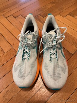 ASICS Novablast 5 - 4