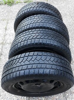 Prodám 4 ks pneu na Škoda Octavia s diskem 205/55 R16 - 4