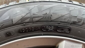 Alu kola DEZENT 17 5x112 - Zimní pneu NOKIAN - VW ARTEON - 4