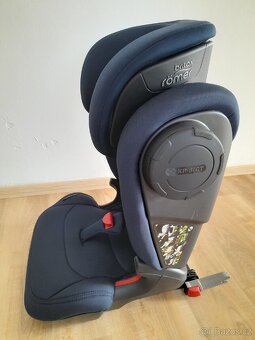Prodám zánovní autosedačku Britax romer 15-36kg - 4