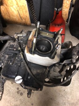 Yuki SM 125 - 4