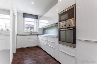 Prodej krásného bytu 3+kk, 84 m2, s balkonem a lodžií, Praha - 4