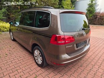 VW Sharan 2.0TDI 103kW,7 míst, navi, panorama, serviska - 4