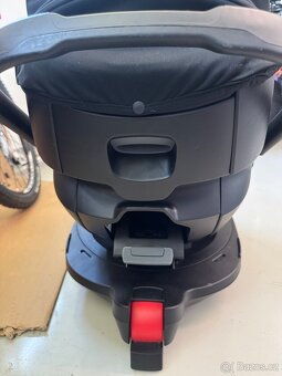 Britax Romer vajicko pro novorozenve + baze - 4