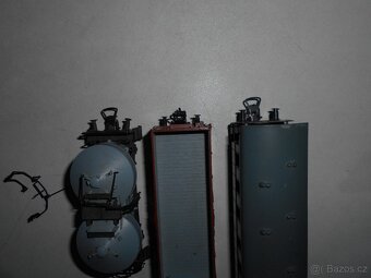 VLÁČKY ho - 3 VAGONY, OSOBNÍ, 2 NÁKLADNÍ - 4