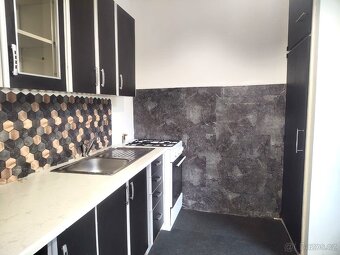 Pronájem bytu 2+1 53m², ul. 1. máje, blok 350, Most - 4