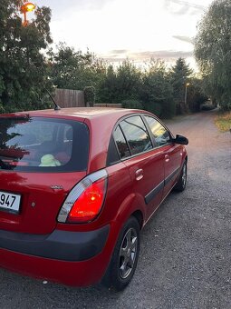 KIA RIO 1.4 BENZÍN 71 kW - KOUPENO NOVÉ V ČR - 4