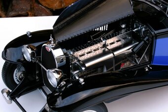 BUGATTI Royale Type 41 Coupé de Ville - BAUER 1:18 - 4