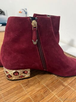 Kožené kotníkové boty s krystaly č. 41 - 4