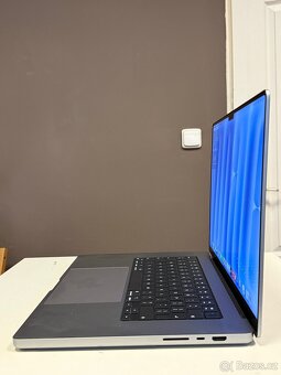 MacBook PRO 16” M1 PRO - 4