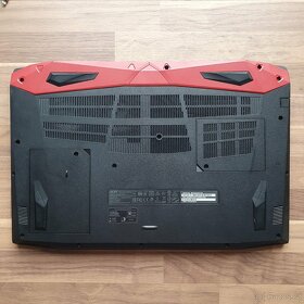 Herní notebook v dobrém stavu - Acer Predator Helios 300 - 4