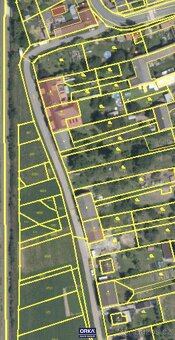 Prodej pozemku pro bydlení, 695 m2 ( resp. 1 389 m2) , Olomo - 4