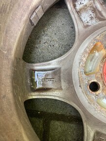 Letní 195/65/15Kola s pneu Audi 80 - 4