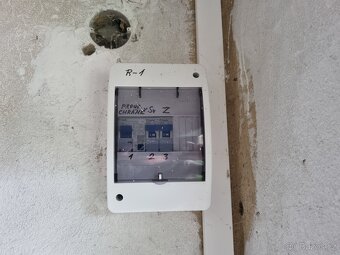 GARÁŽ MÍSTECKÁ ul.17m/elektřina - 4